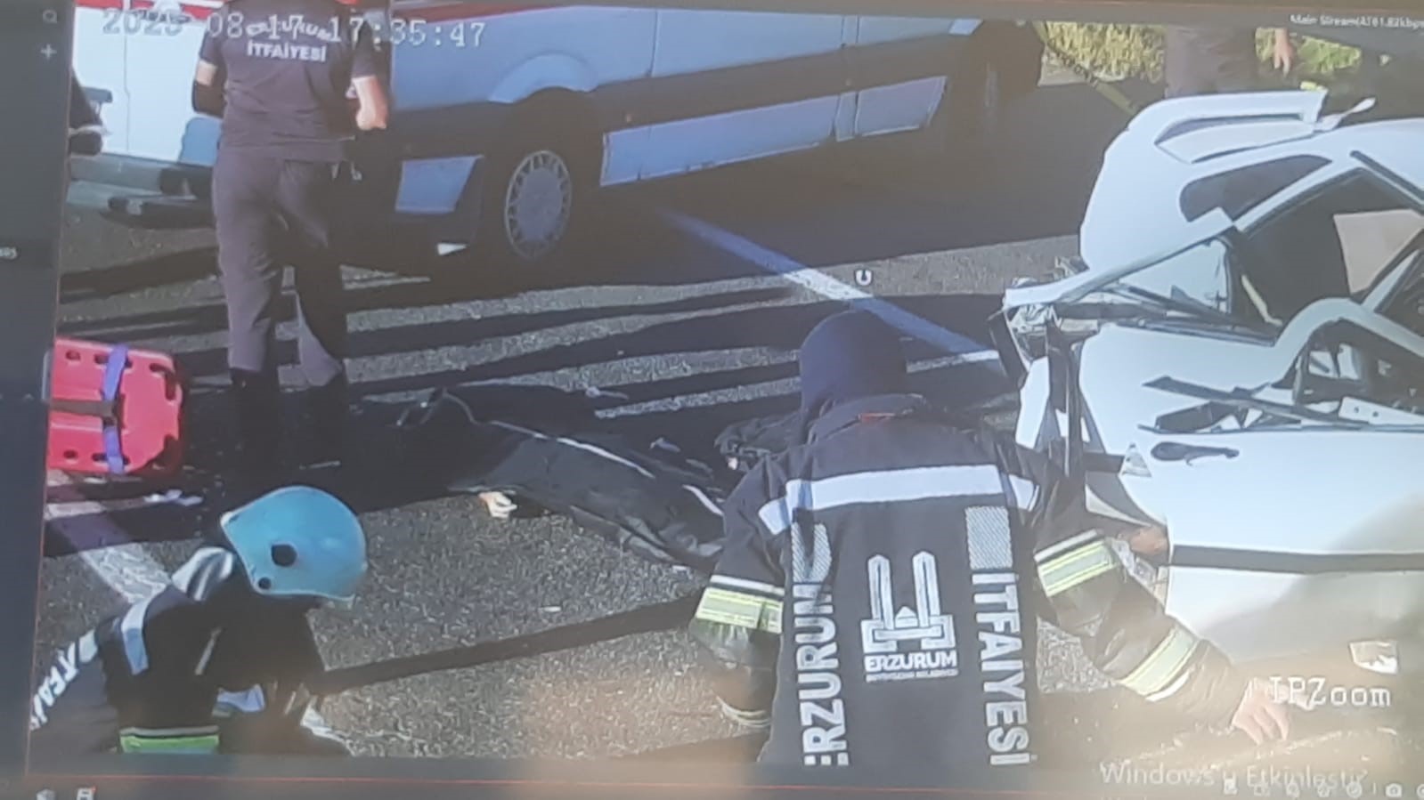 Erzurum’da iki araç kafa kafaya çarpıştı: 4 ölü 