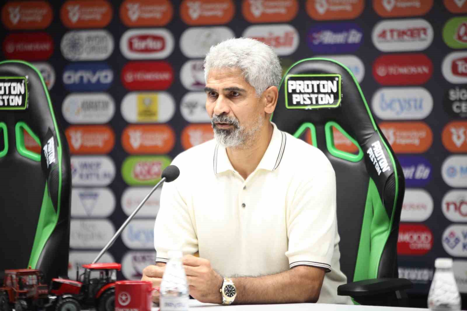 İsmet Taşdemir: 