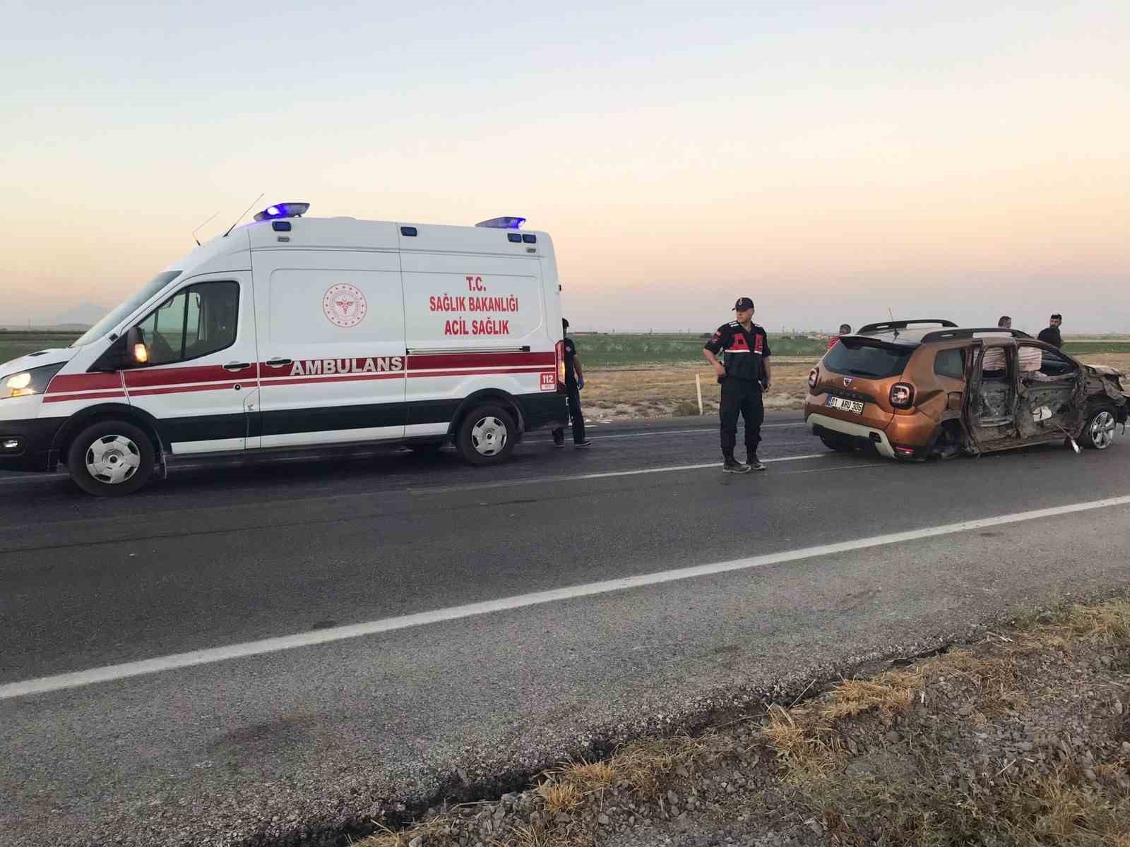 Kontrolden çıkan otomobil karşı şeride geçti: 4 yaralı 