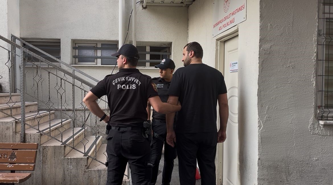 İBB soruşturmasında gözaltında alınan 44 kişi sağlık kontrolünden geçti 