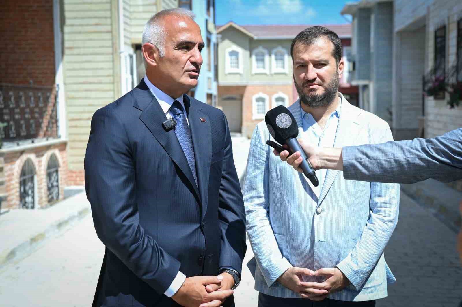 Bakan Ersoy’dan, Bozdağ Film Platolarına ziyaret 