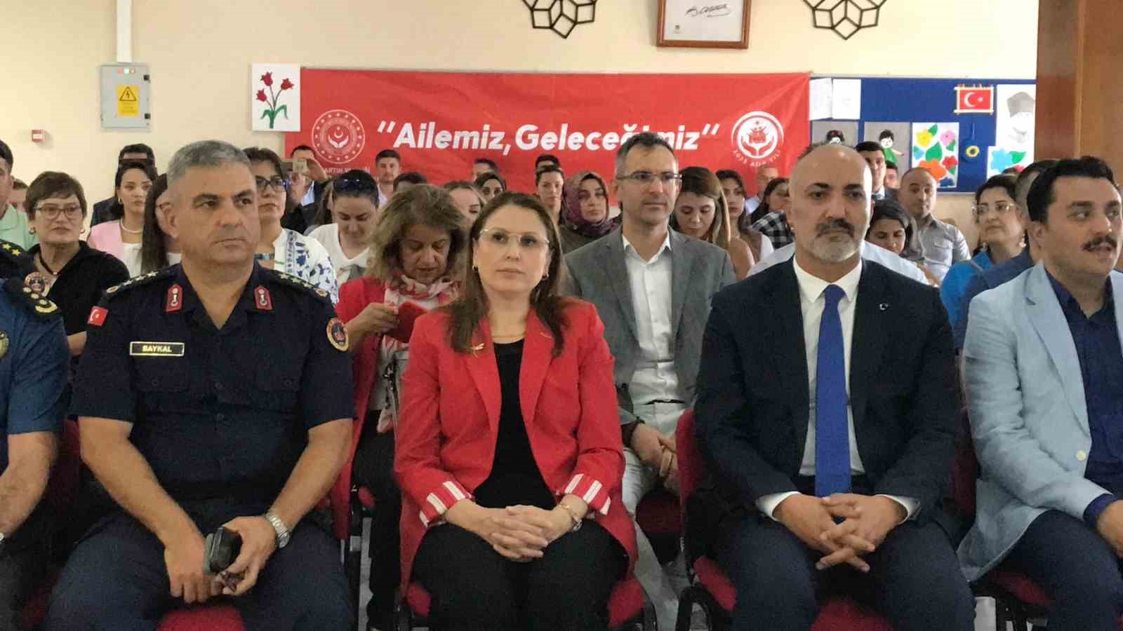 Yaşlılık Çalıştayı’na katılan huzurevi sakinleri Vali Arslan’a taleplerini iletti 