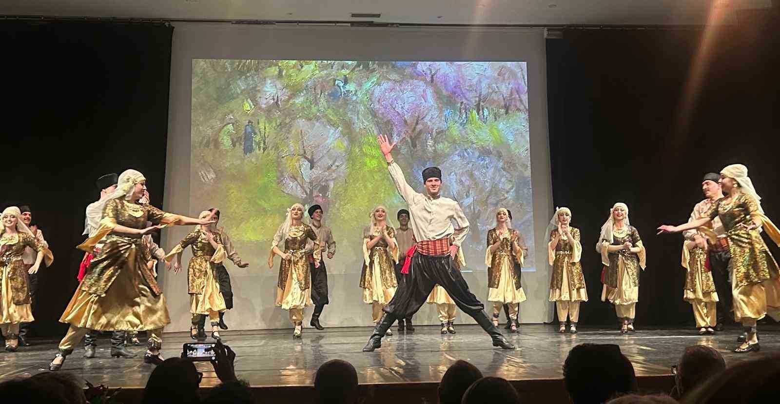 EÜ Devlet Türk Musikisi Konservatuarından 