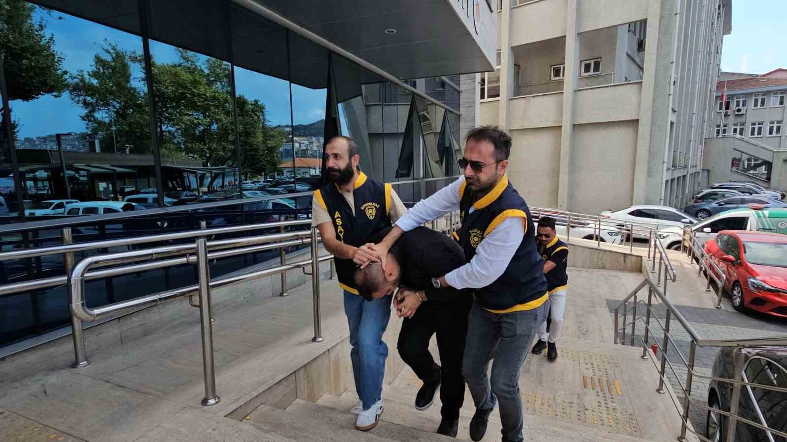 ’Adınız FETÖ soruşturmasına karıştı’ deyip milyonluk vurgun yaptılar 