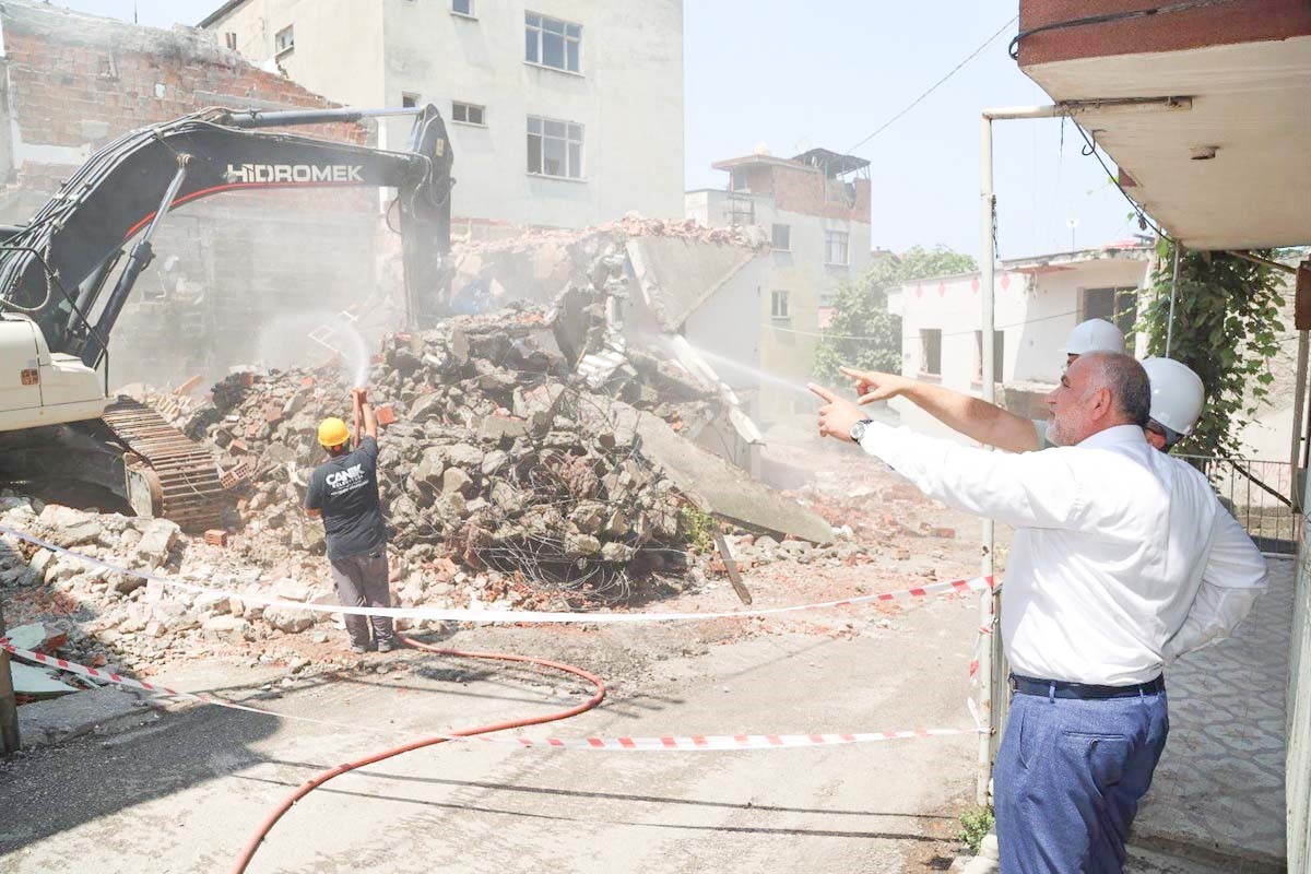 Canik’te depreme dayanıksız 741 bina yıkılıyor 