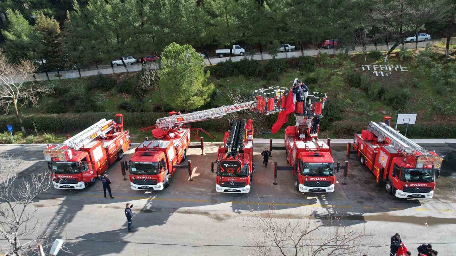Büyükşehir İtfaiyesi’ne 72 yeni araç geliyor 