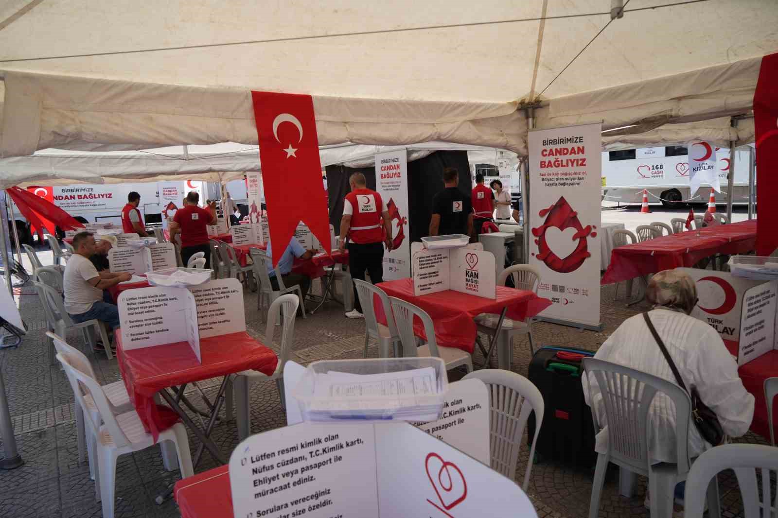 Her kan bağışı, ormanda 3 fidana dönüşüyor 