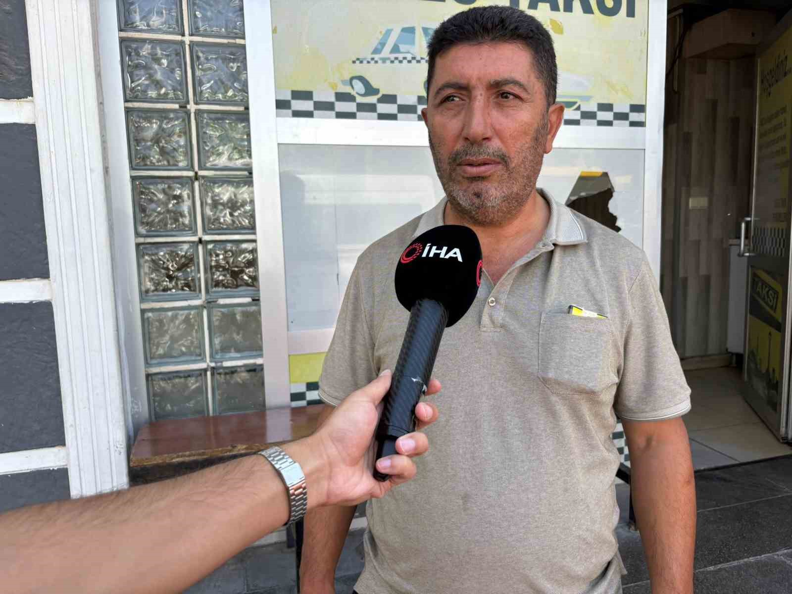 Taksi durağına kılıçlı saldırı: 1 ağır yaralı 