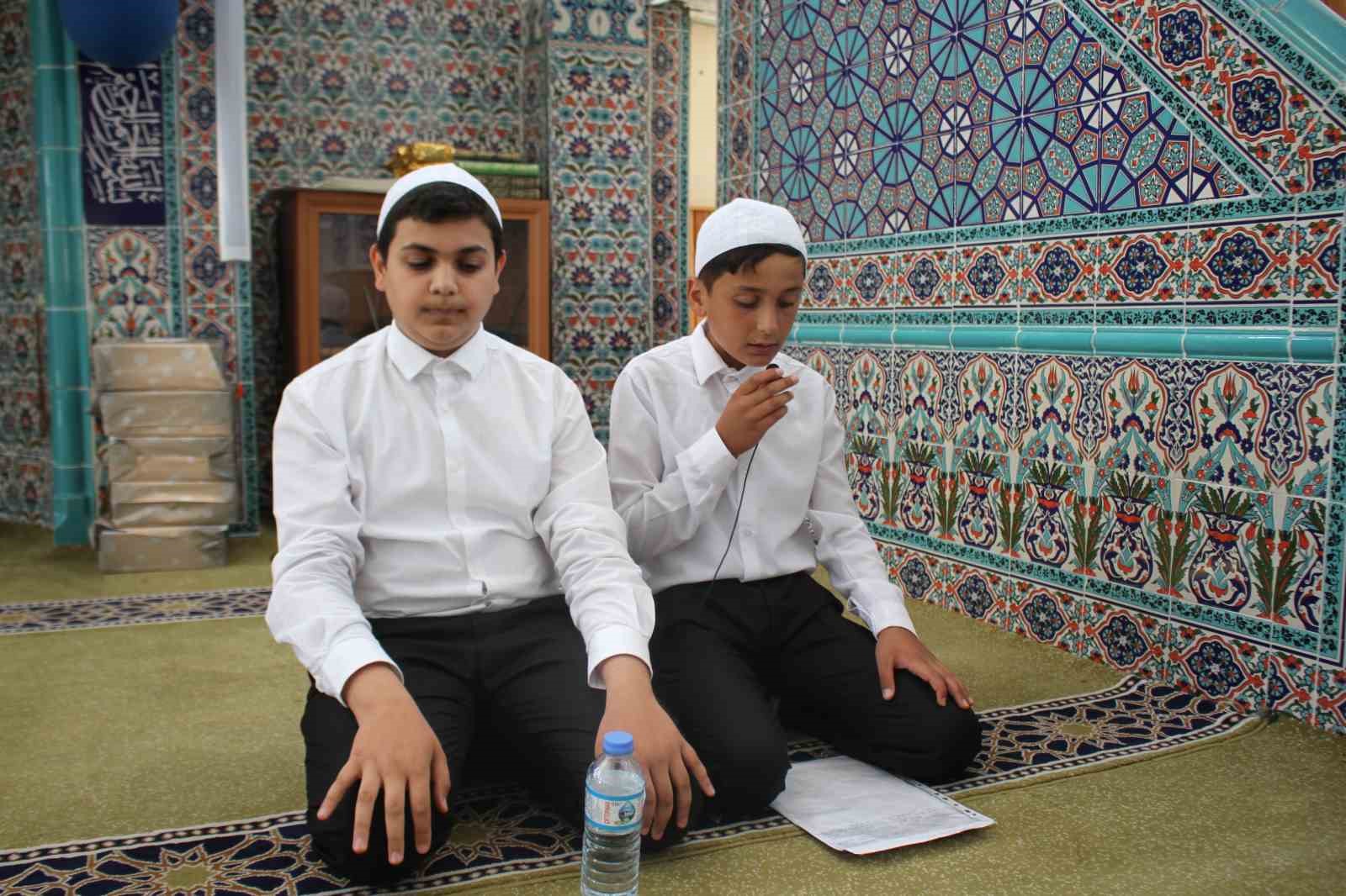 Malazgirt’te yaz Kur’an kursu mezuniyet programı düzenlendi 