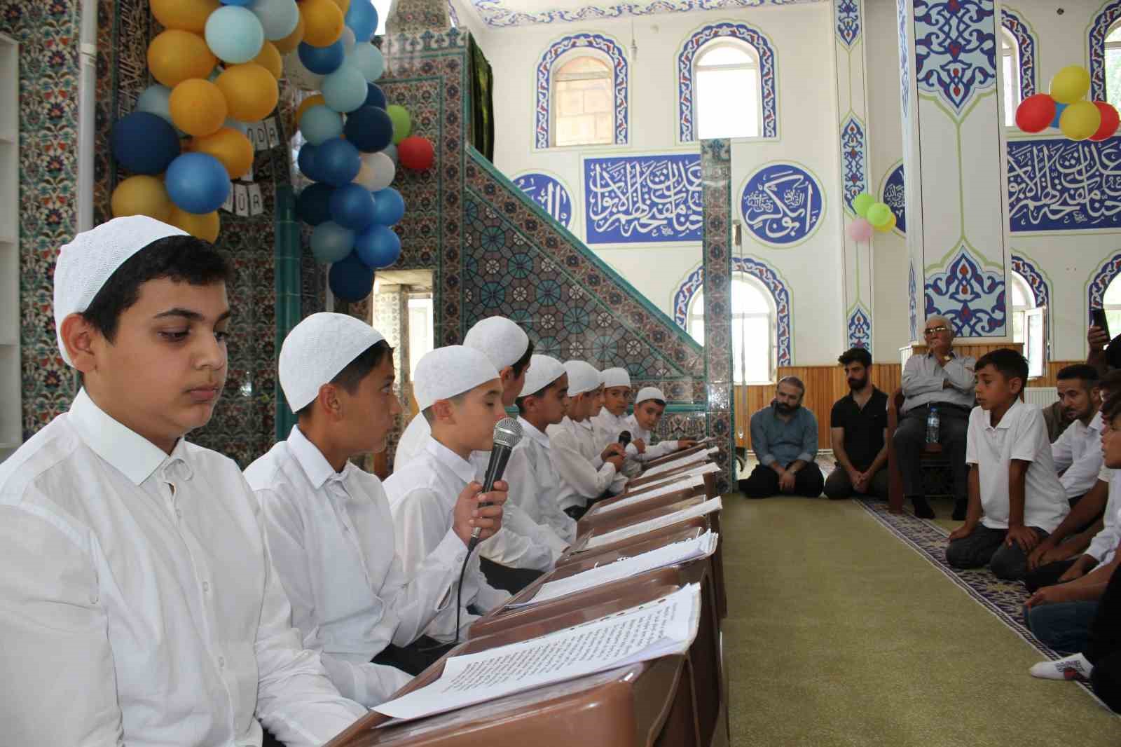 Malazgirt’te yaz Kur’an kursu mezuniyet programı düzenlendi 