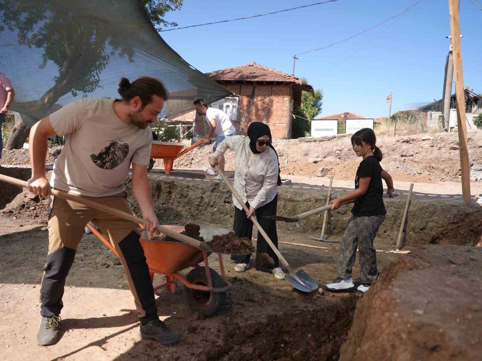 Konuralp’te kazı çalışmaları tamamlanmak üzere