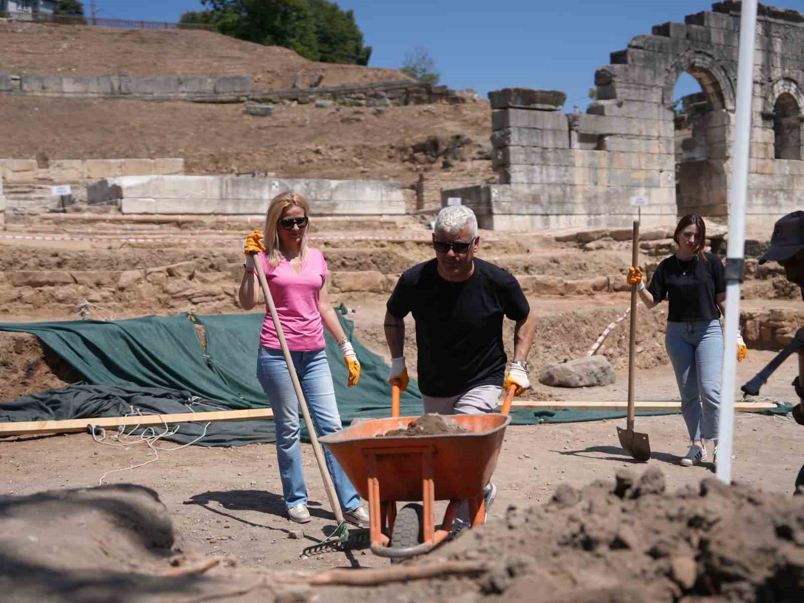 Konuralp’te kazı çalışmaları tamamlanmak üzere 