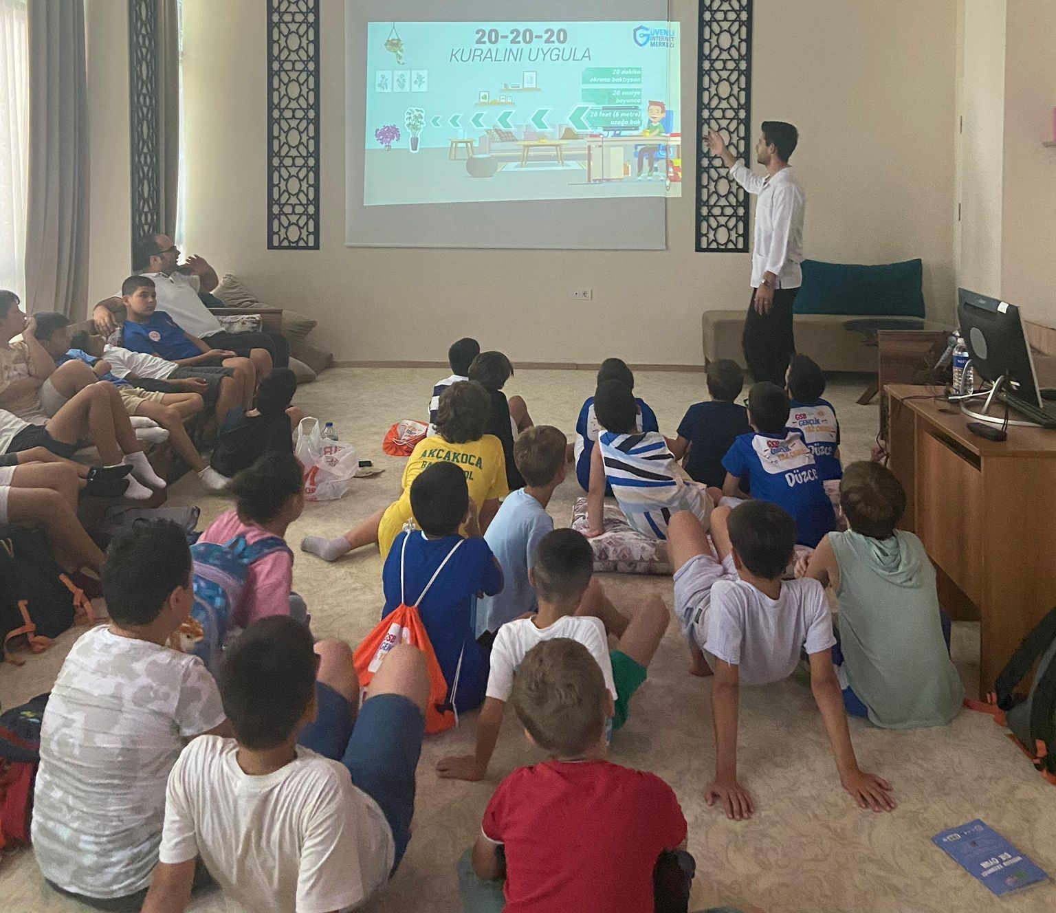 Akçakoca’da çocuklara yönelik sağlık eğitimleri devam ediyor 