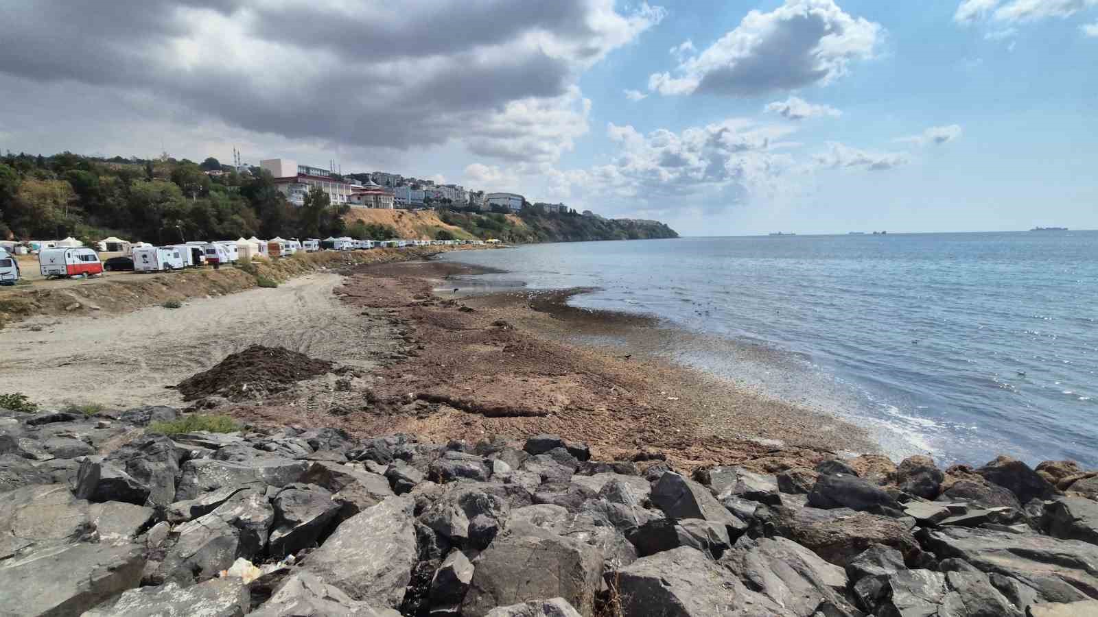Tekirdağ’da deniz adeta kara toprak parçasına dönüştü 