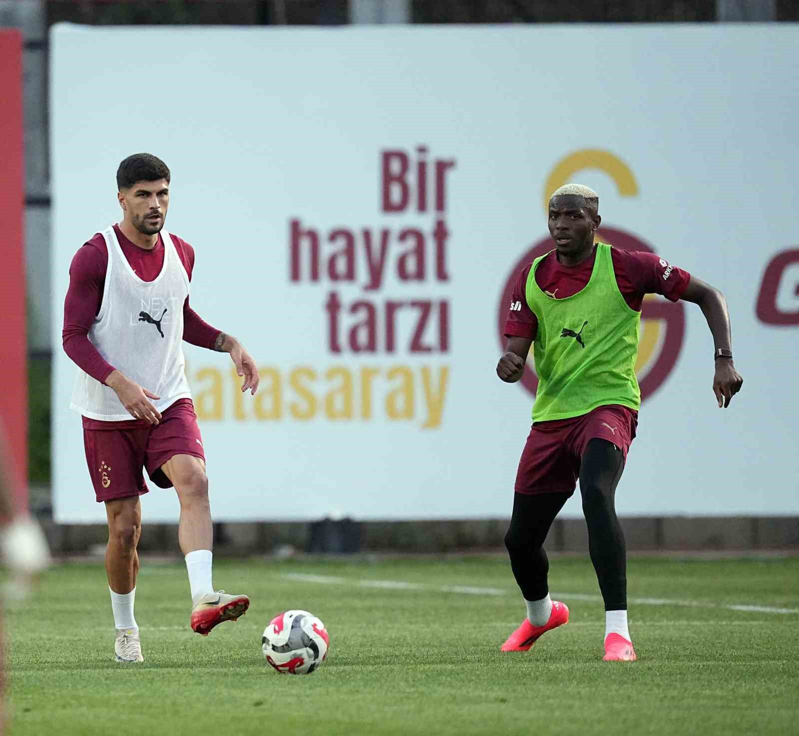 Galatasaray, Kayserispor maçının hazırlıklarını sürdürdü