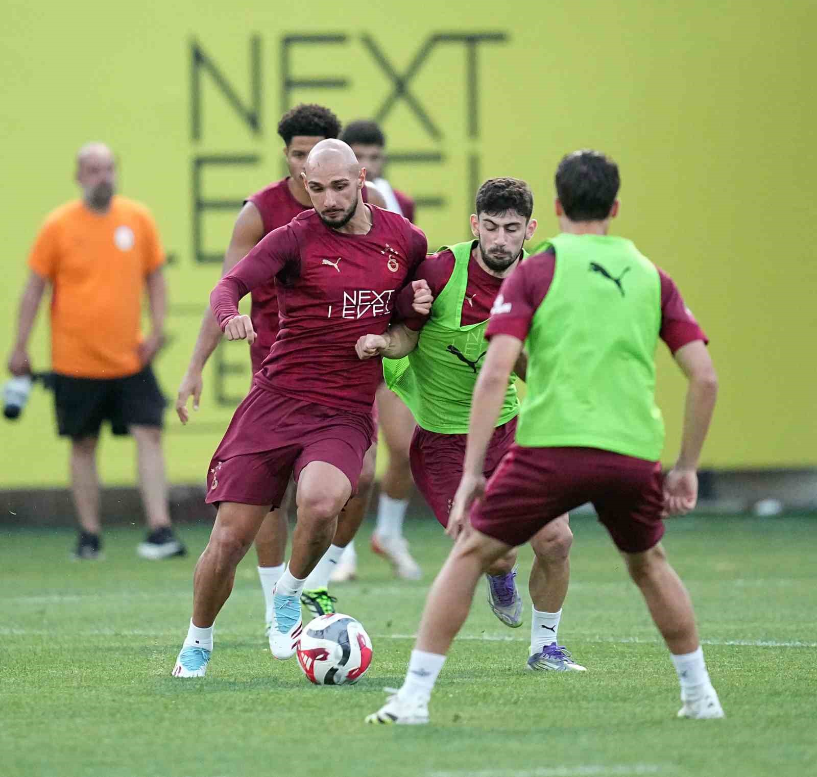 Galatasaray, Kayserispor maçının hazırlıklarını sürdürdü 