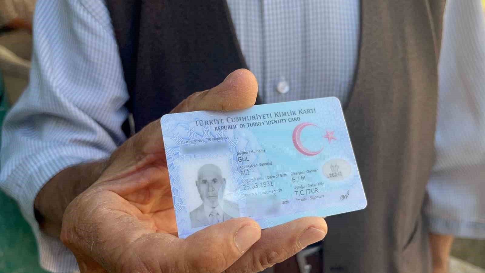 94 yıllık hayatının sırrını anlattı; doğal beslenmek ve hayattan keyif almak 