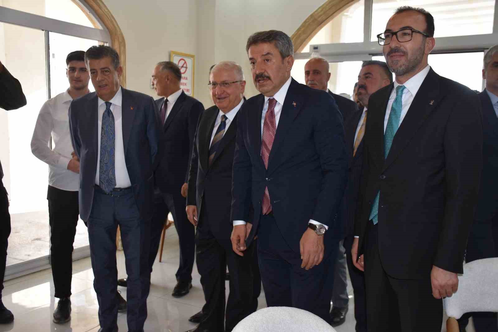 Milli Savunma Bakanı Yaşar Güler Şırnak’ta ziyaretlerde bulundu 