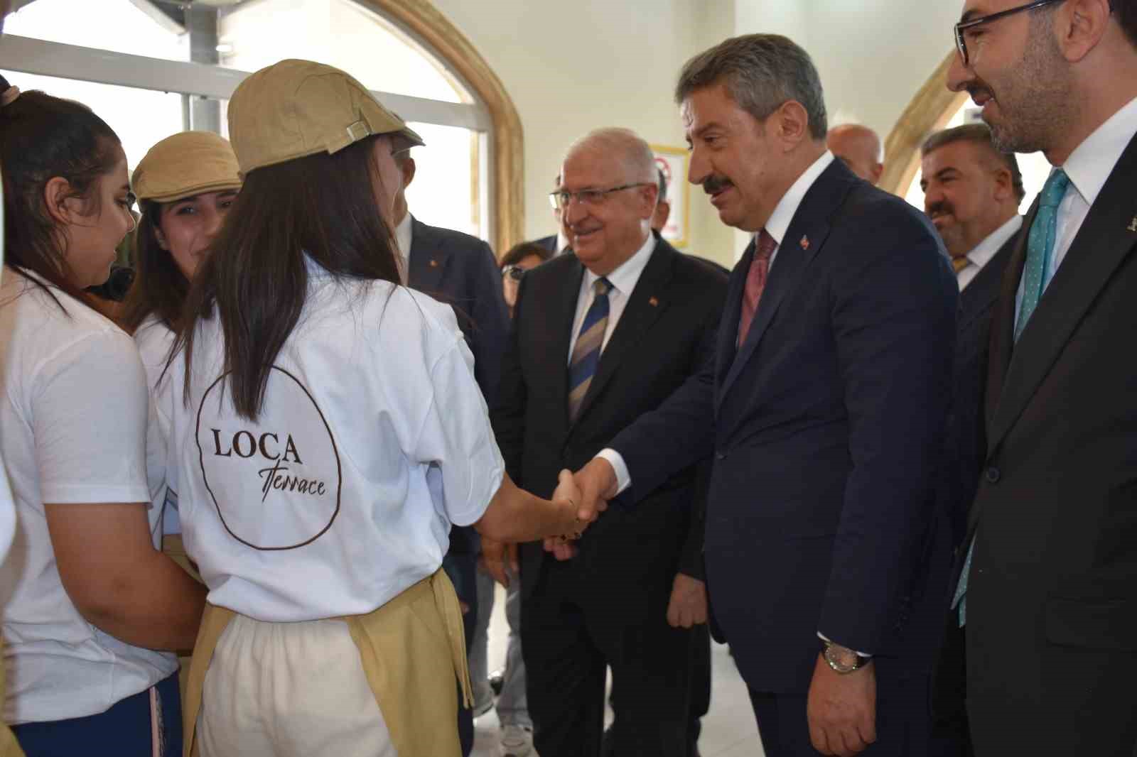 Milli Savunma Bakanı Yaşar Güler Şırnak’ta ziyaretlerde bulundu 