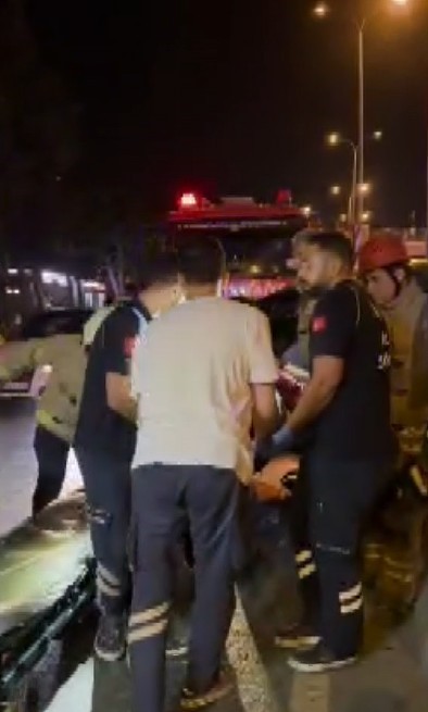 Beylikdüzü’nde makas atan sürücü kazaya neden oldu: 1 yaralı 
