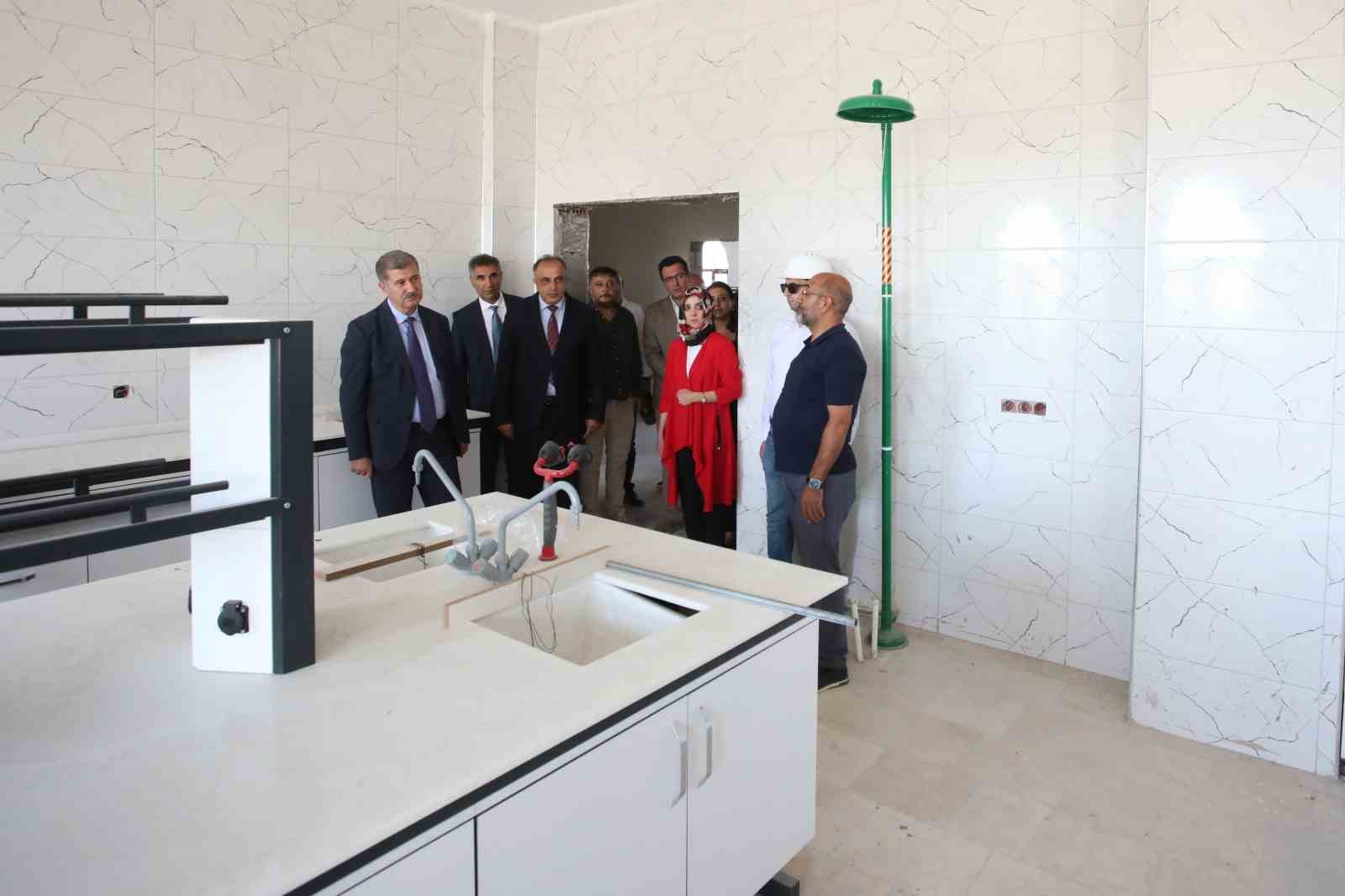 Tıp Fakültesi binasıyla Ağrı sağlıkta bölgesel güç kazanacak 