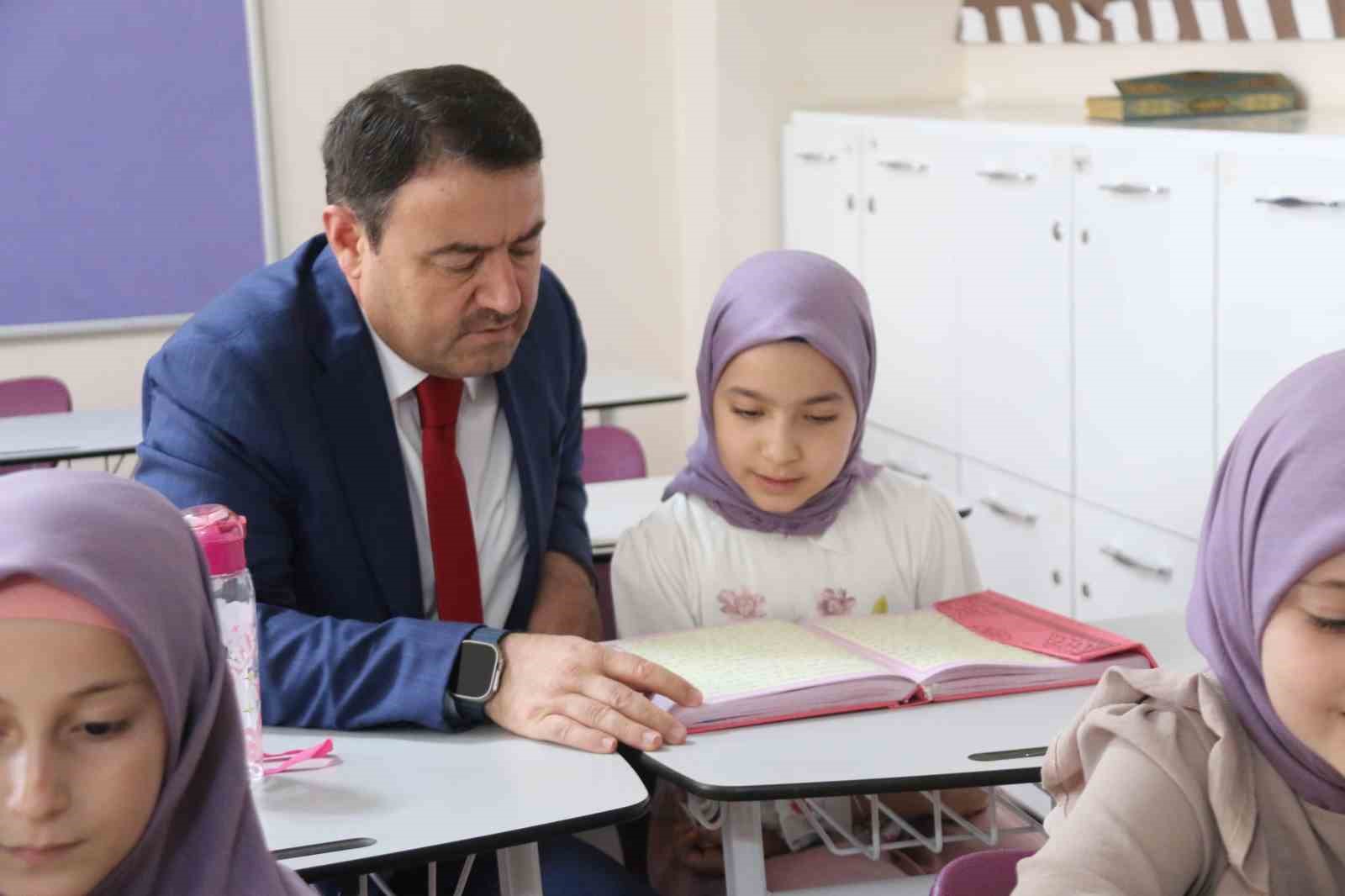 Kütahya’da ’Örgün Eğitimle Hafızlık Projesi’ devam ediyor 