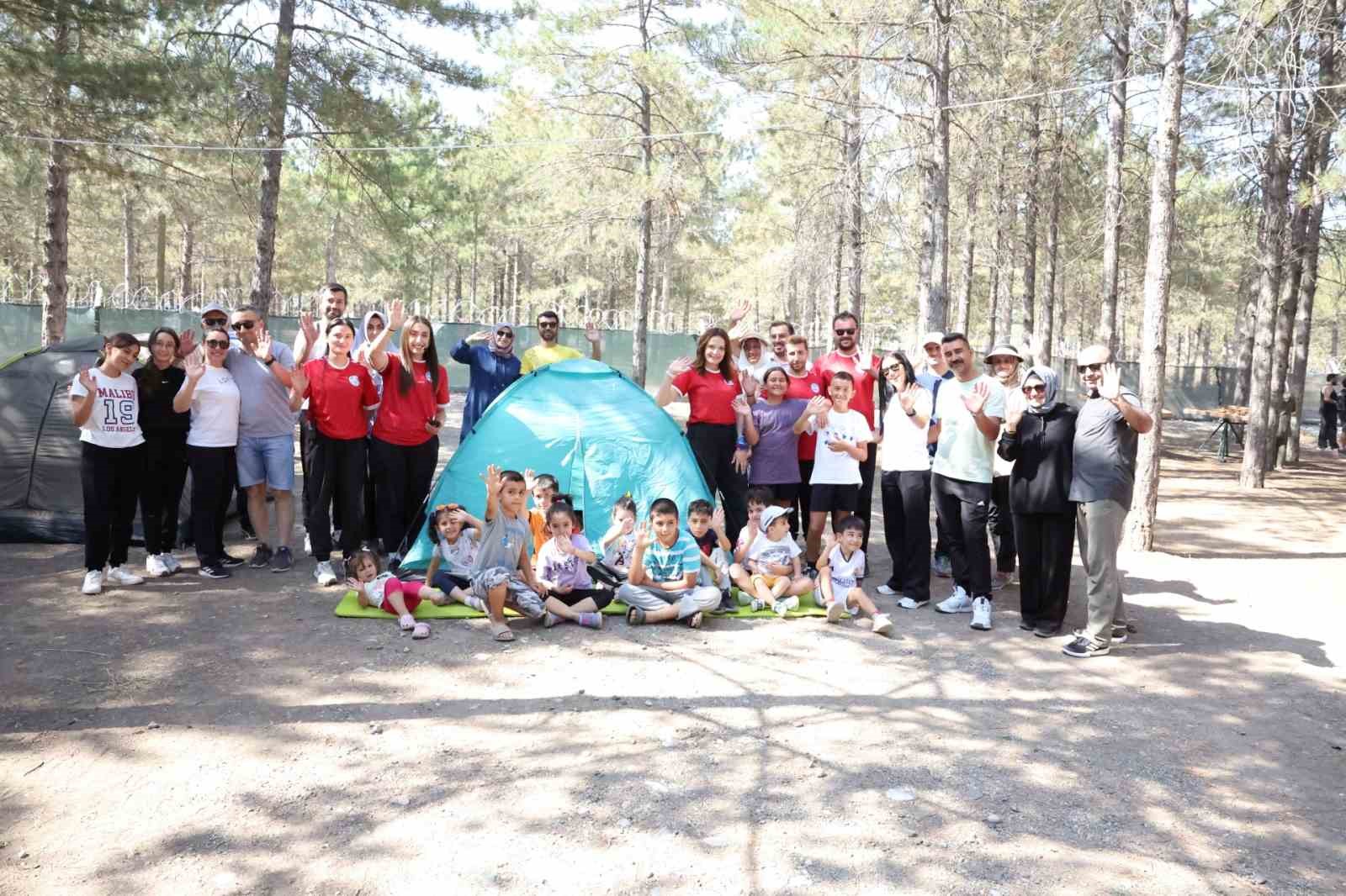 Büyükşehirin doğa kampı, yoğun ilgiyle devam ediyor 