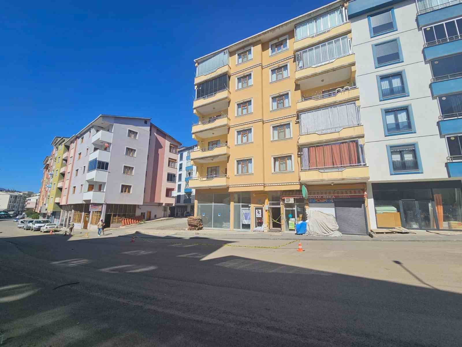 İspir’de heyelan: 70 ev boşaltıldı 