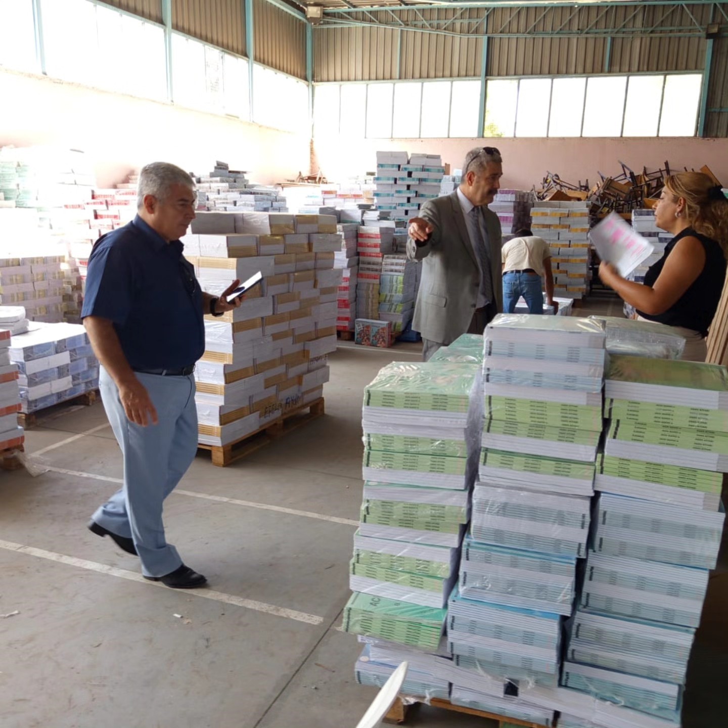 Efeler’de 65 bin ücretsiz ders kitabı dağıtılacak 