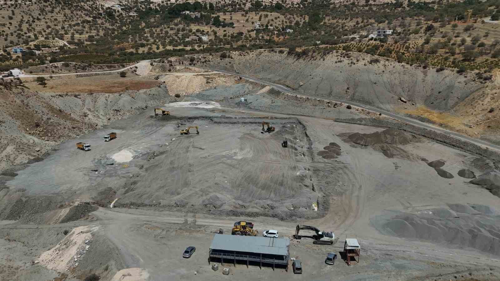 Mardin Valiliği ve Büyükşehir Belediyesi’nden spora yeni tesis desteği 