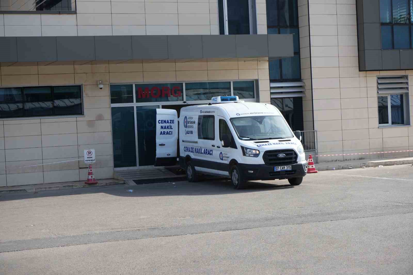 Antalya Pastacılar Odası Başkanı Üre’nin cenazesi yakınlarına teslim edildi 