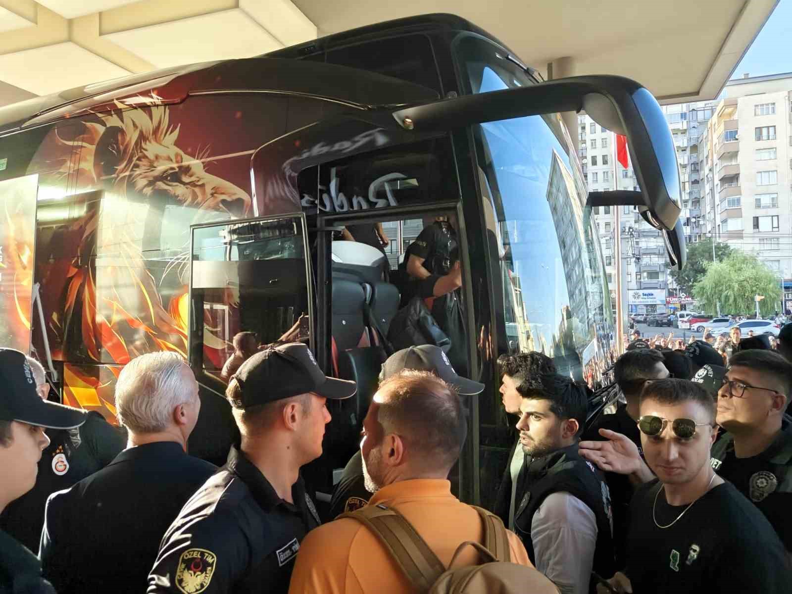 Galatasaray, Kayseri’de 