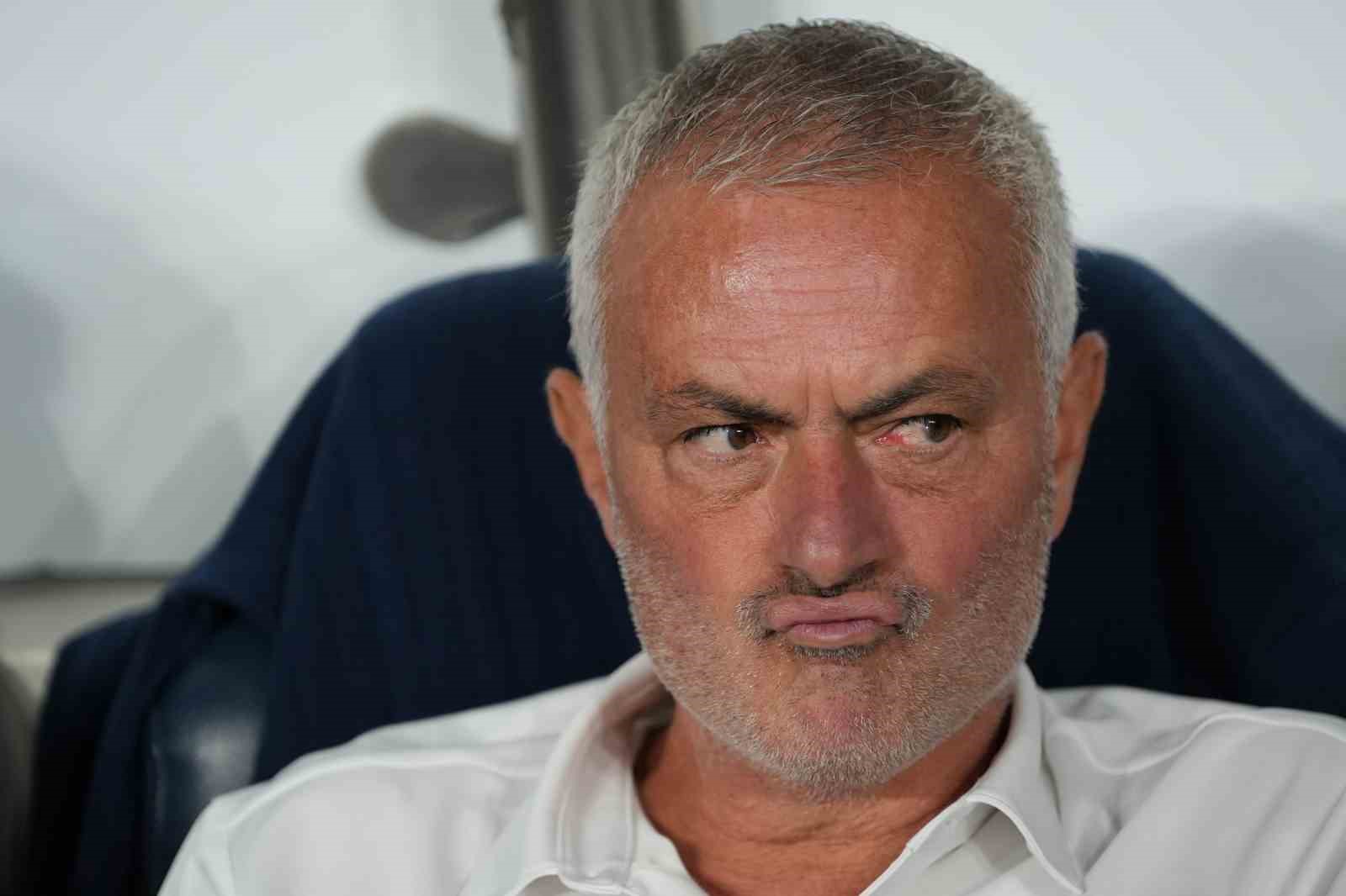 Jose Mourinho’dan Kocaelispor maçında 4 değişiklik 