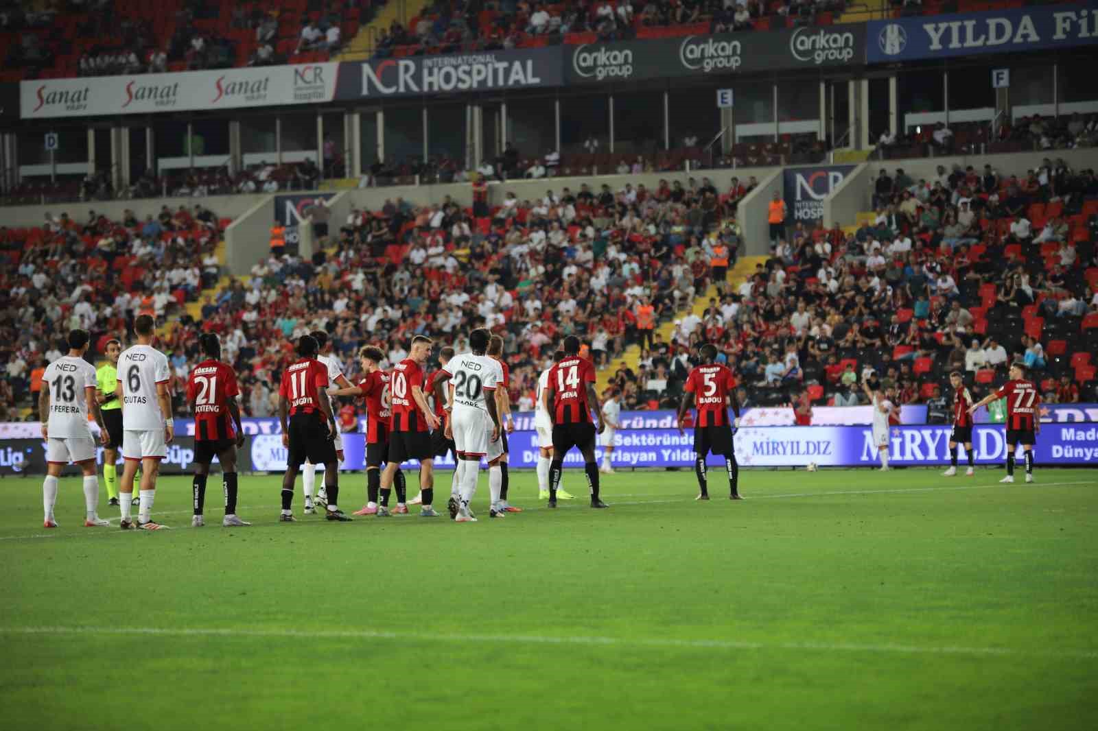 Trendyol Süper Lig: Gaziantep FK: 2 - Gençlerbirliği: 1 (Maç sonucu) 