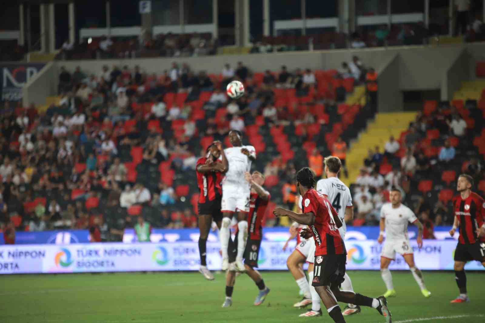 Trendyol Süper Lig: Gaziantep FK: 2 - Gençlerbirliği: 1 (Maç sonucu) 