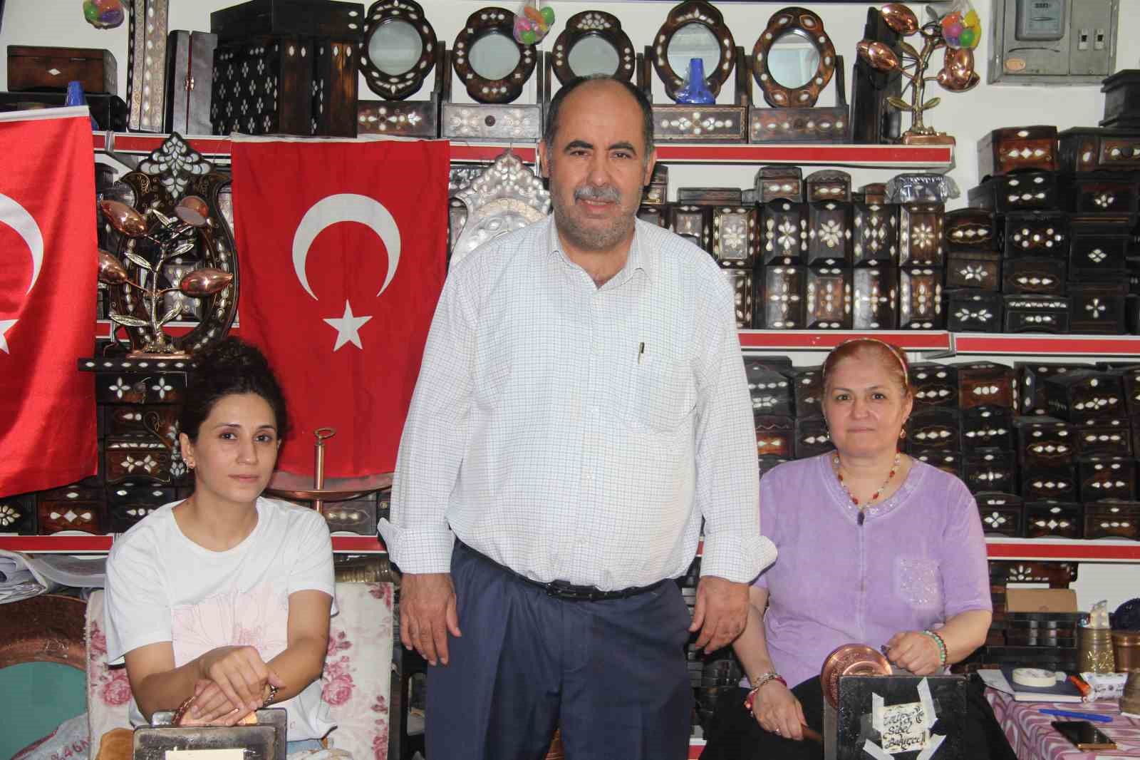 Erkek işi diyenlere inat bakır işleme ustası oldular 