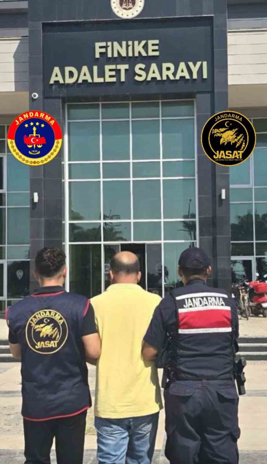 Antalya’da 72 saatte 184 aranan şahıs yakalandı