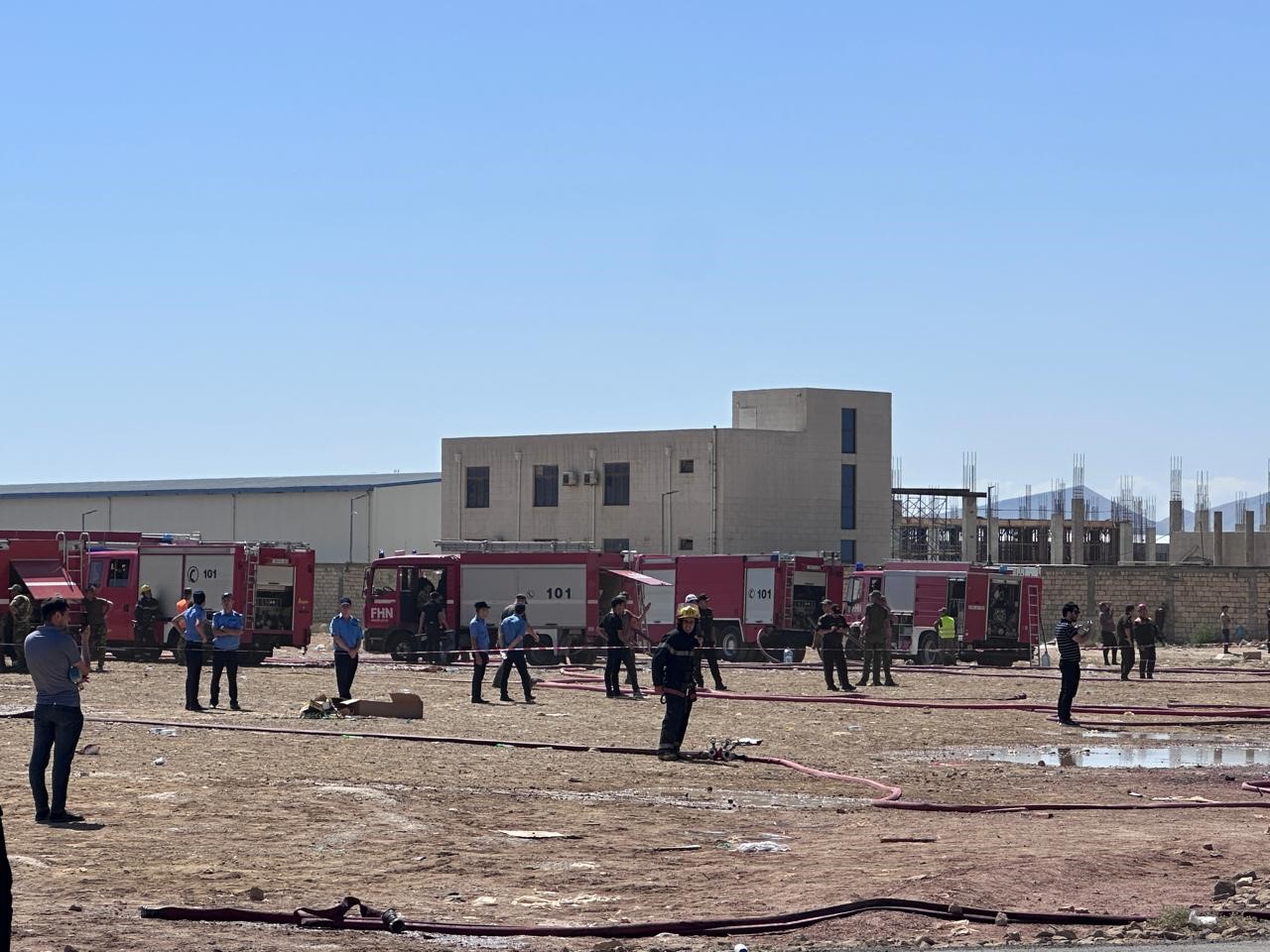 Azerbaycan’da alışveriş merkezinde yangın 