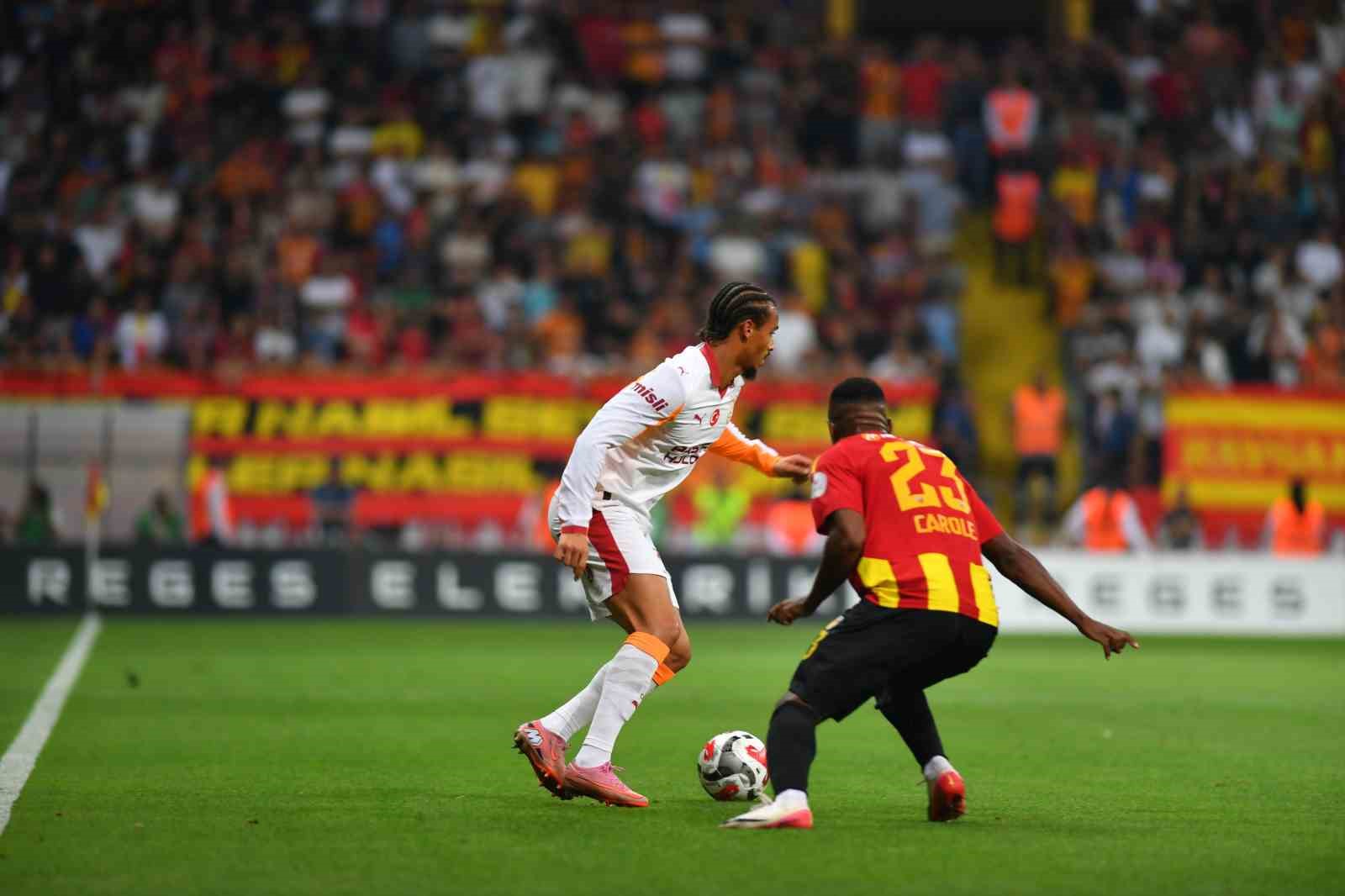 Trendyol Süper Lig: Kayserispor: 0 - Galatasaray: 1 (İlk yarı) 