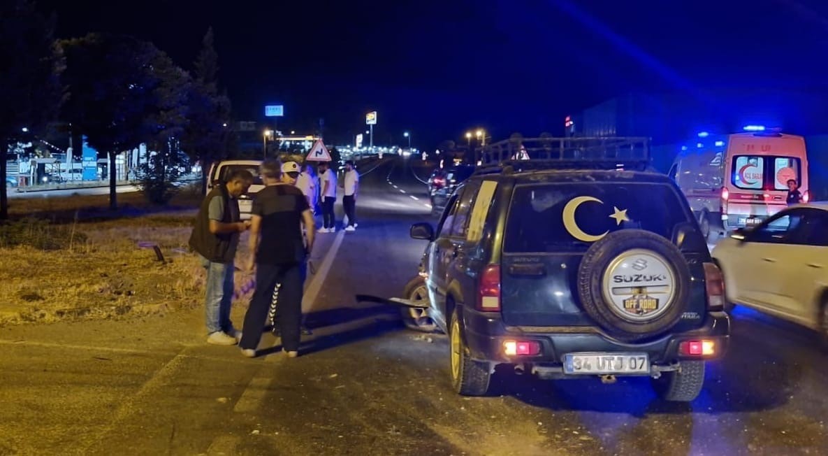 Karabük’te iki ayrı kazada 3 kişi yaralandı