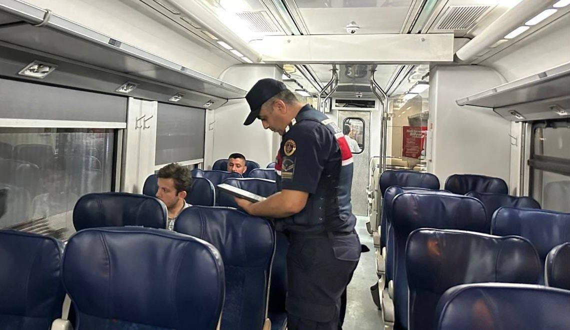 Karabük Jandarmasına 112 Acil Çağrı Merkezi uyumlu tablet desteği 
