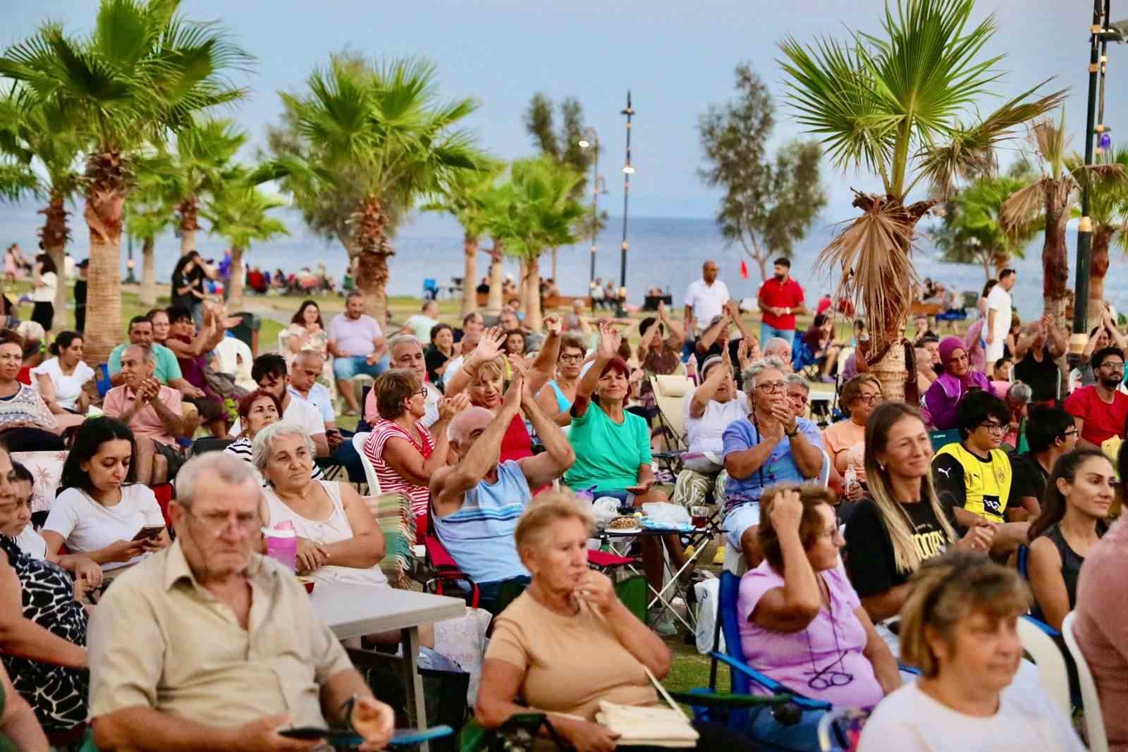 Atatürk 1 Filmi, Didimlilere duygu dolu anlar yaşattı 