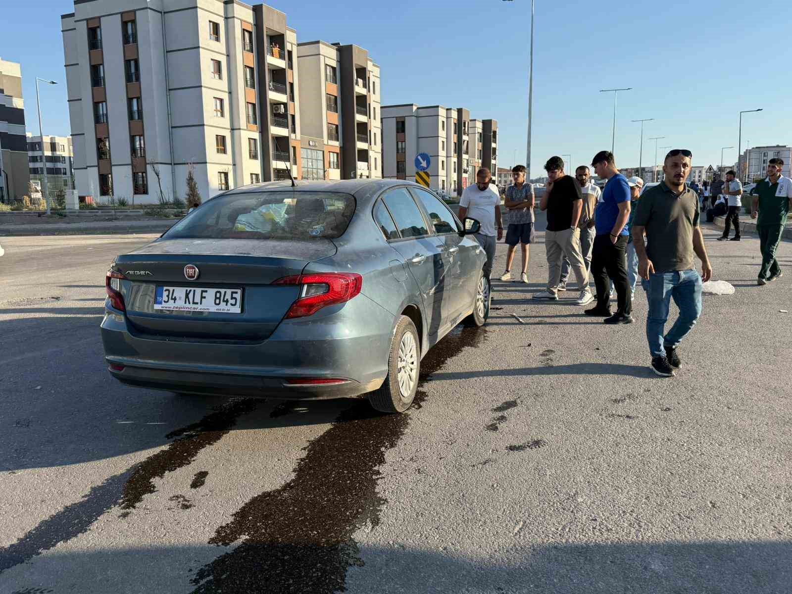 Diyarbakır’da iki araç çarpıştı 