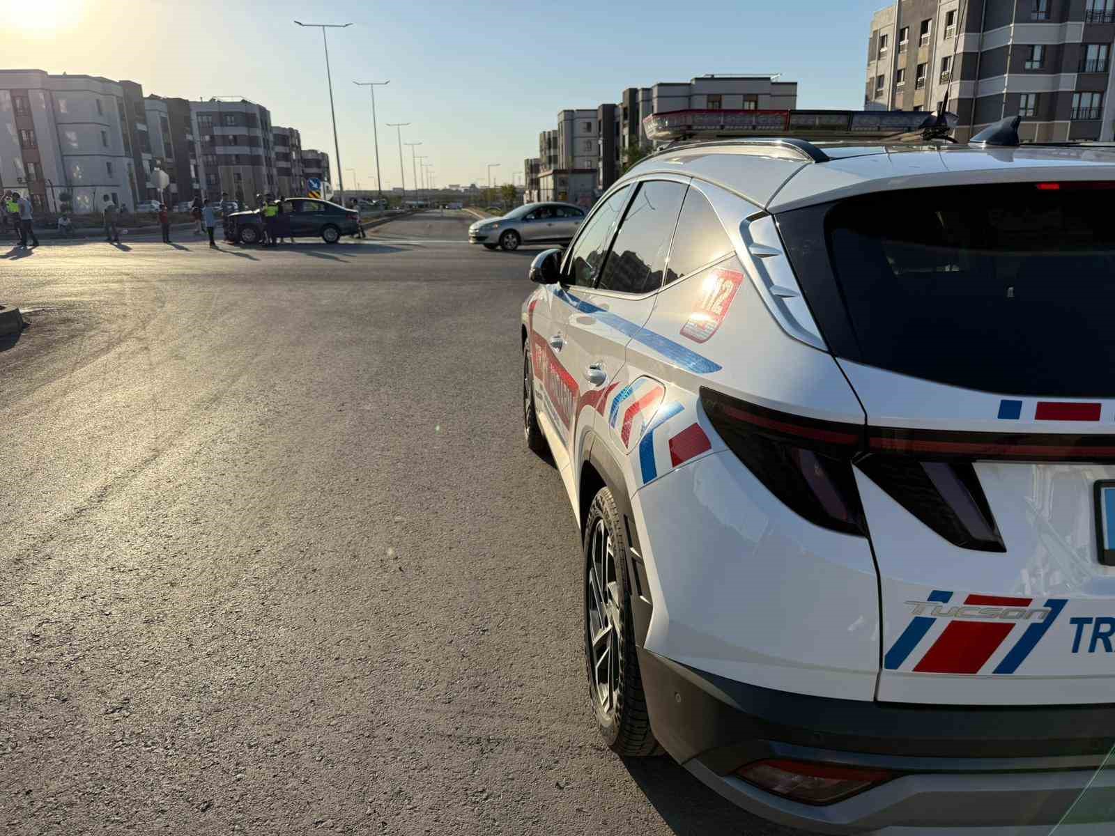 Diyarbakır’da iki araç çarpıştı 