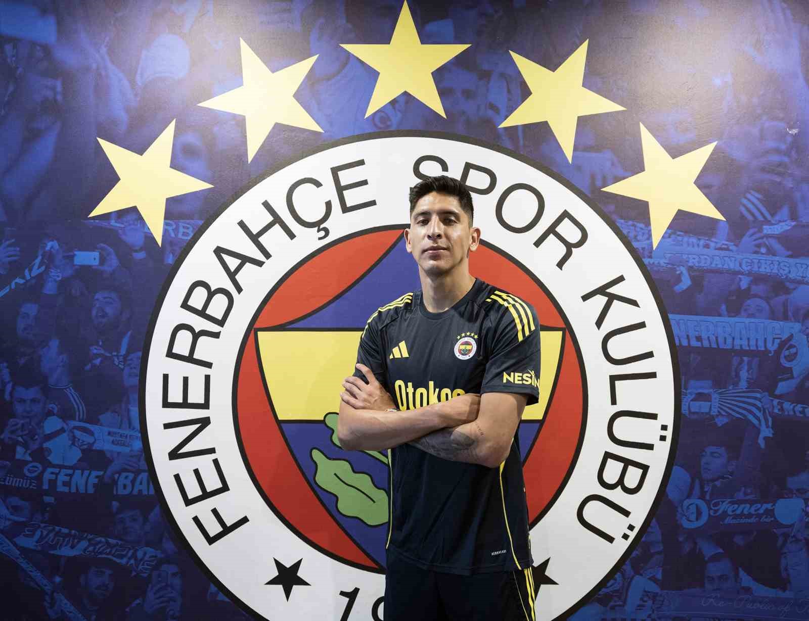 Edson Alvarez: 