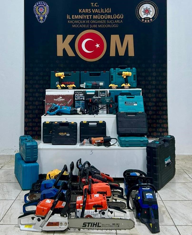 Arpaçay’da kaçakçılık yapan 15 kişi yakalandı 
