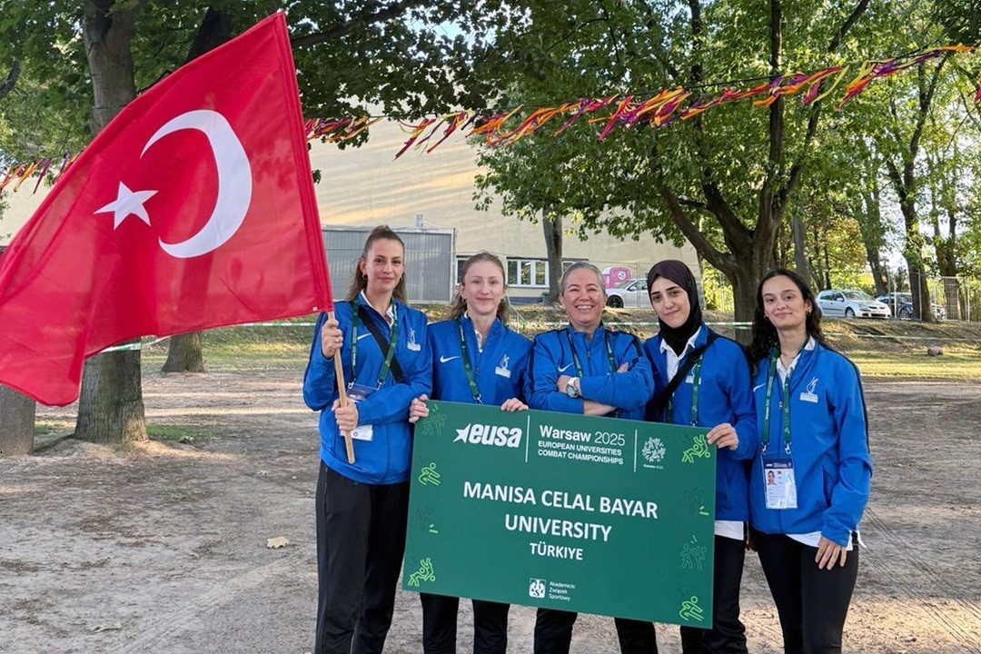 MCBÜ sporcusu karatede Avrupa ikinciliği kazandı 