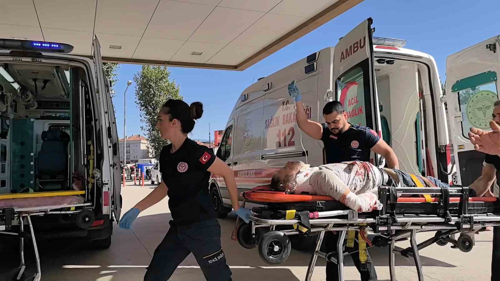 Asansör boşluğuna düşen işçi ağır yaralandı 