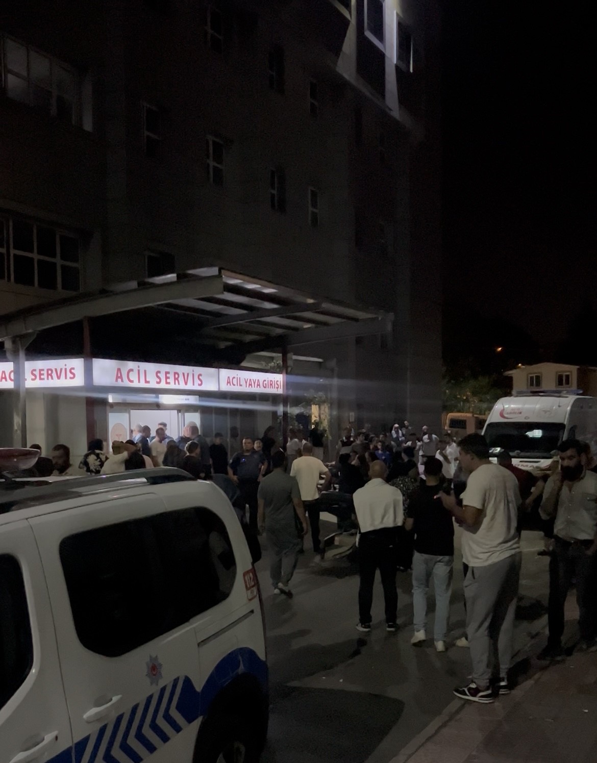 Eski koca dehşet saçtı defalarca bıçakladığı karısı hayatını kaybetti 