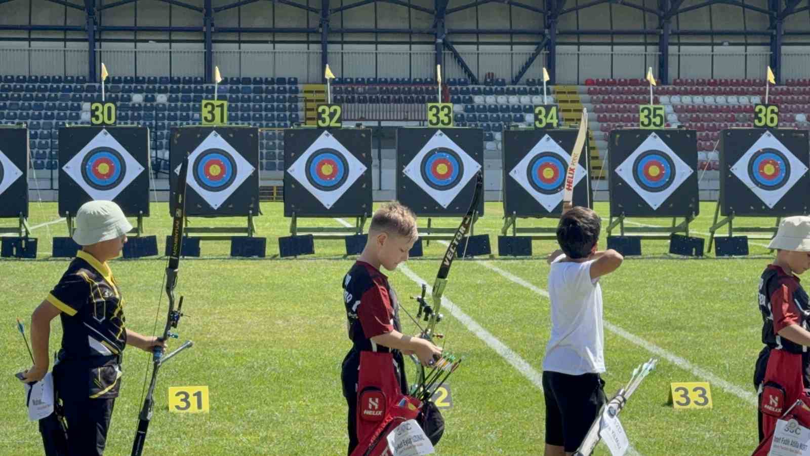 Okçuluk Türkiye Şampiyonası Düzce’de başladı 